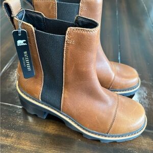 NWT Sorel Joan Now Waterproof Chelsea Boot